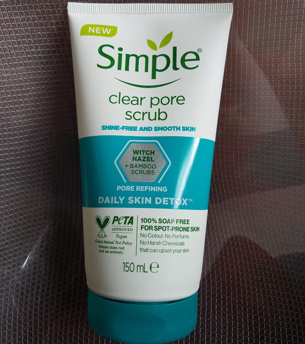 Simple Daily Skin Detox Clear Pore Scrub is a gentle exfoliating facial scrub-150 ml