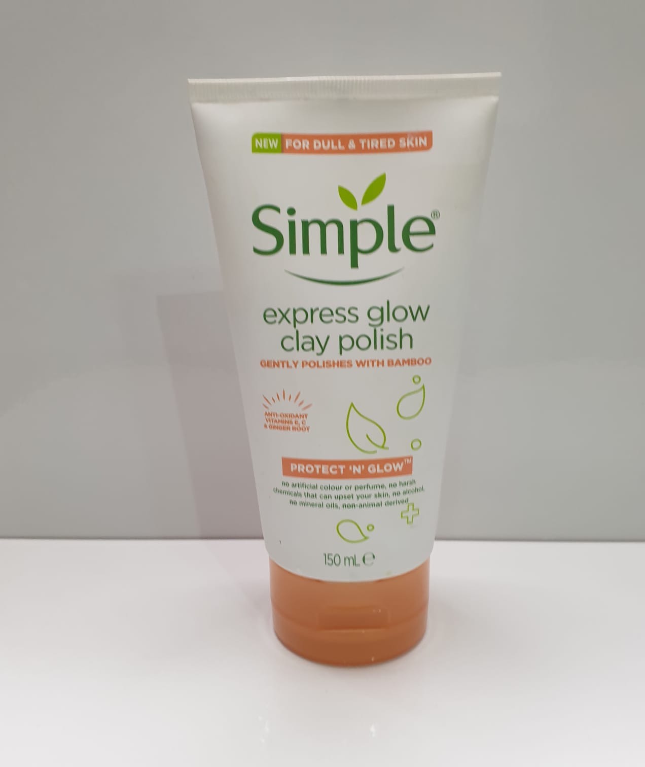 Simple Express Glow Clay Polish – Protect ‘N’ Glow™, 150ml For Dull & Tired Skin – Gently Polishes with Bamboo