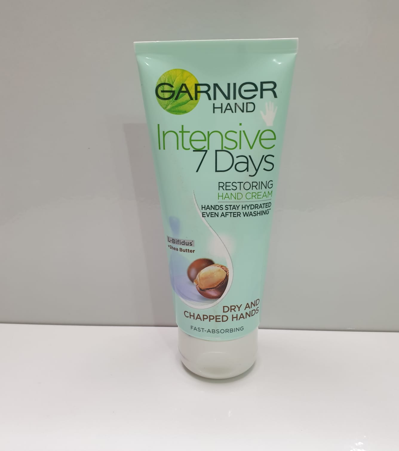 Garnier Intensive 7 Days Restoring Hand Cream – Shea Butter (For Dry & Chapped Hands) – 100ml