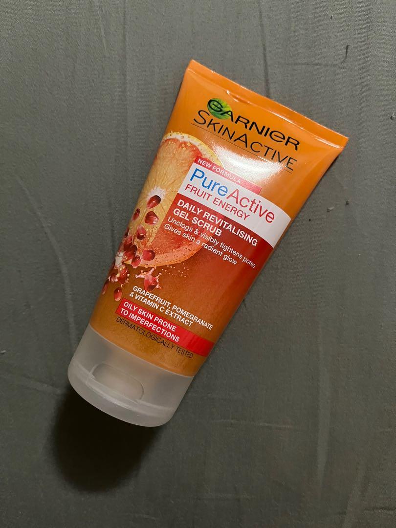 Garnier SkinActive Pure Active Fruit Energy Daily Revitalising Gel Scrub-150 ml