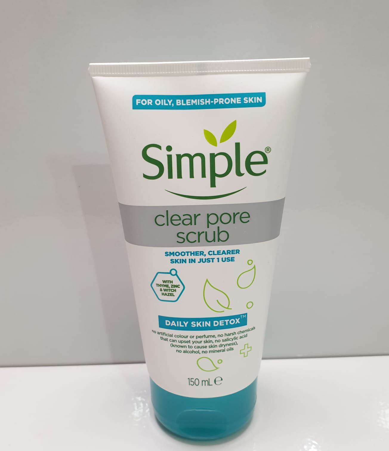 Simple Clear Pore Scrub – Daily Skin Detox (150ml) For Oily, Blemish-Prone Skin