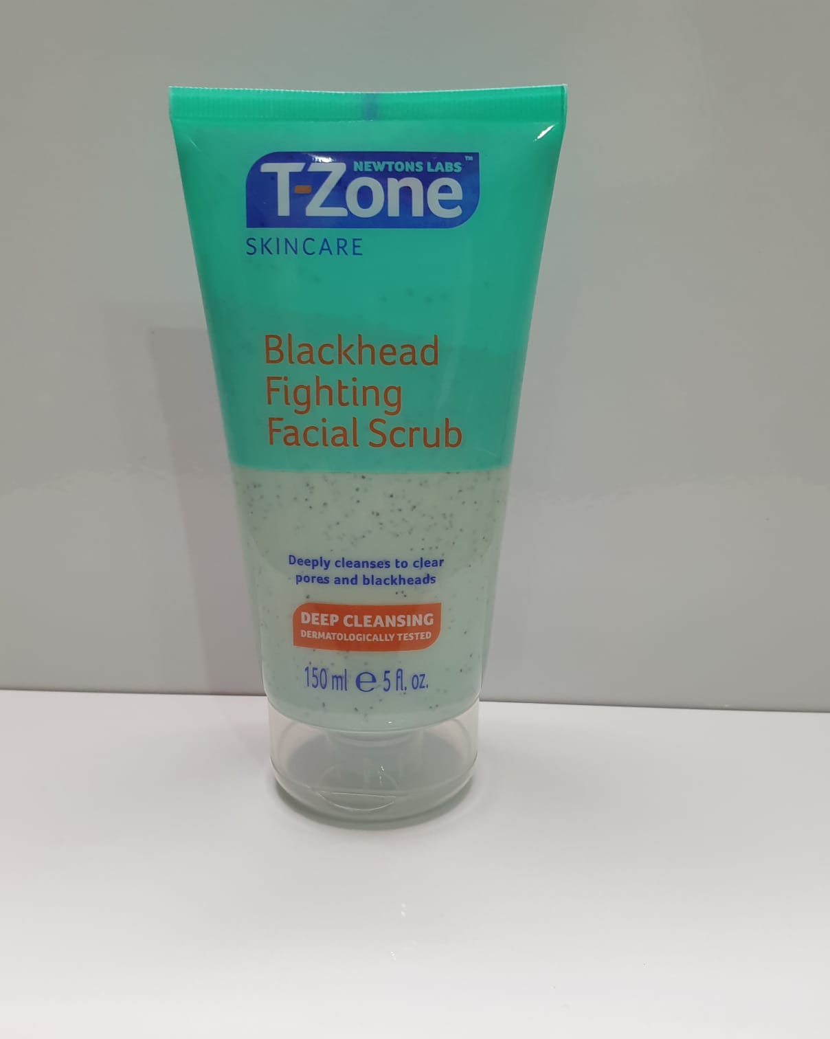 T-Zone Blackhead Fighting Facial Scrub – 150ml (Deep Cleansing)