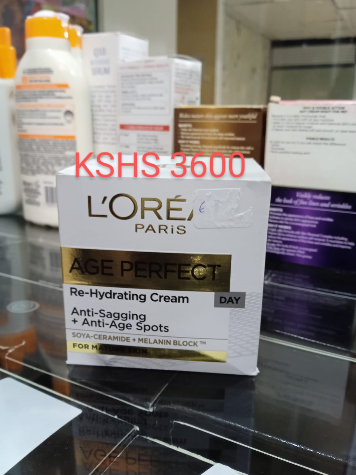 L’Oréal Paris Age Perfect Re-Hydrating Day Cream – Anti-Sagging + Anti-Age Spots